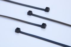 BRIDA NEGRA 300 X 4,8 100U